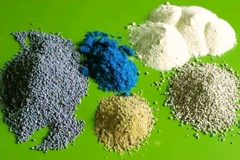 盆栽花卉用些什么肥，哪种肥料比较好